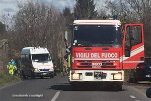 Ambulanza_si_ribalta_a_Salerno