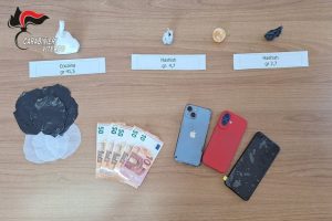 Controlli_dei_carabinieri_a_ro