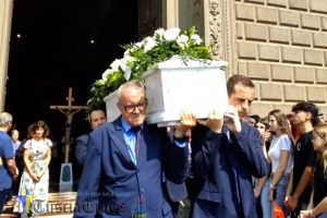 Funerale_di_leonardo_cristiani