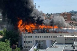 Incendio_all%E2%80%99universit%C3%A0_della_
