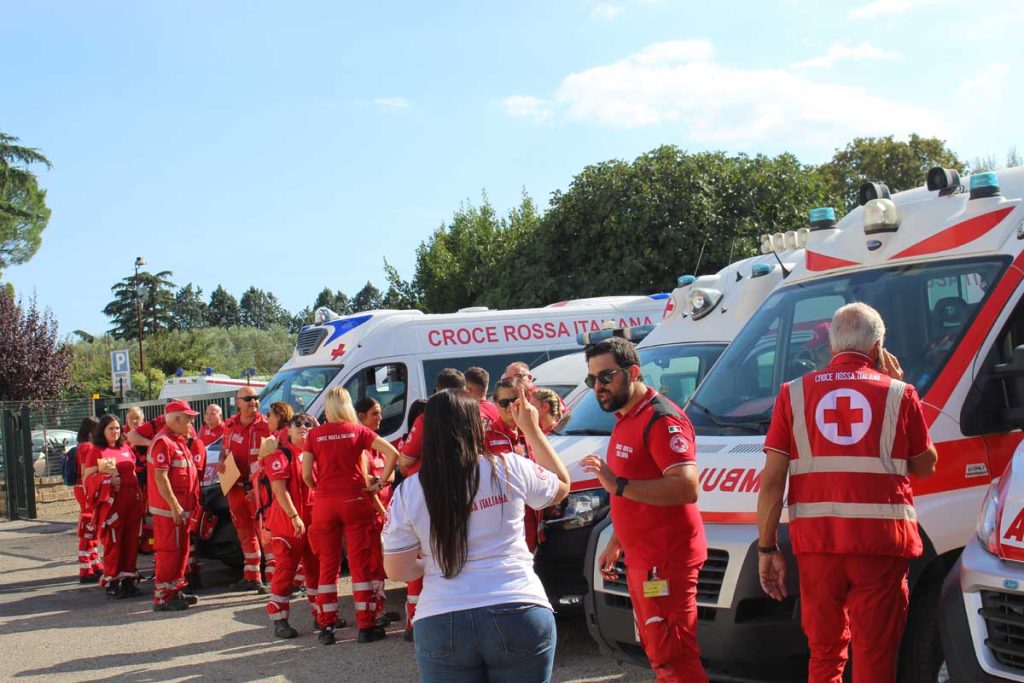 La_croce_rossa_italiana_e_nive