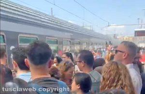 Treni_in_ritardo_e_viaggi_senz